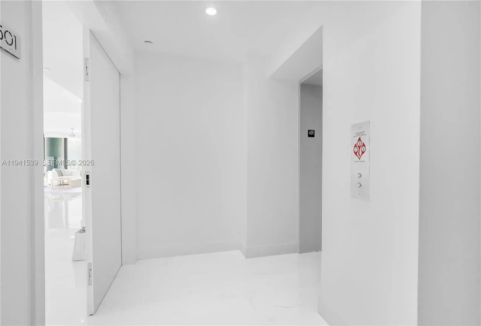 700 NE 24TH ST # 4501, Miami FL 33137