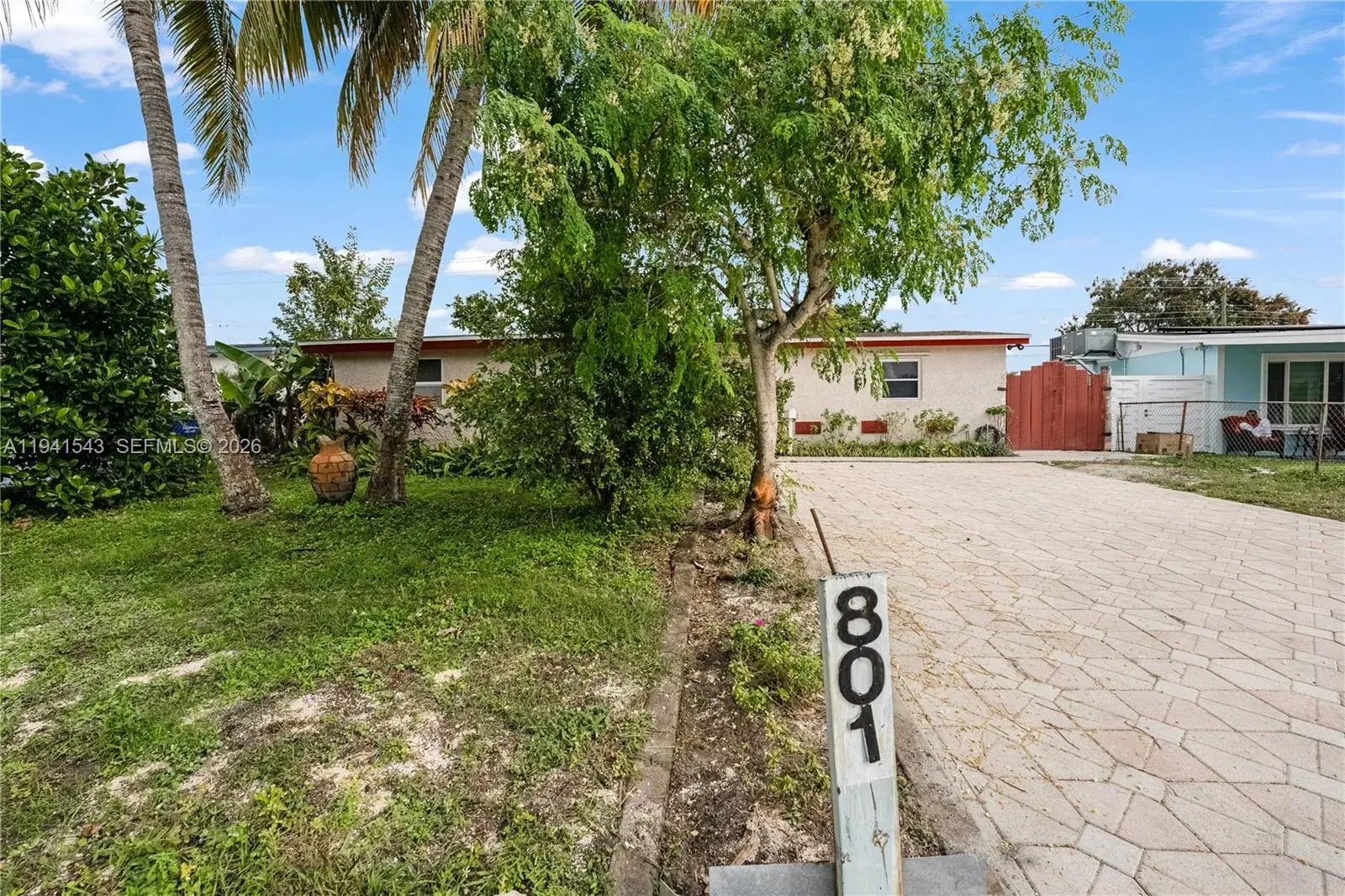 801 N 70th Ave, Hollywood FL 33024