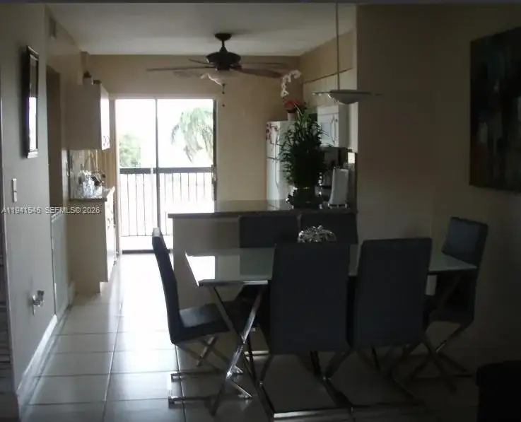 5290 W 21st Ct # 405, Hialeah FL 33016 photo 2