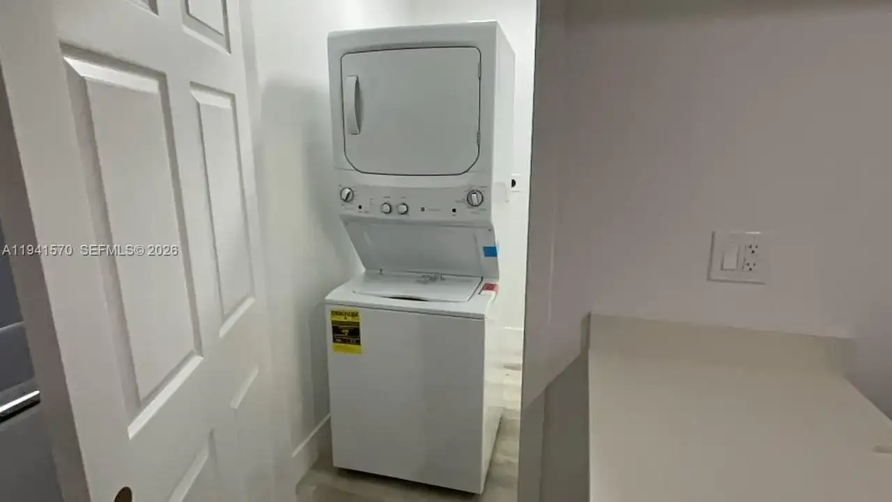 3034 NW 14th Ave Rear, Miami FL 33142 photo 4