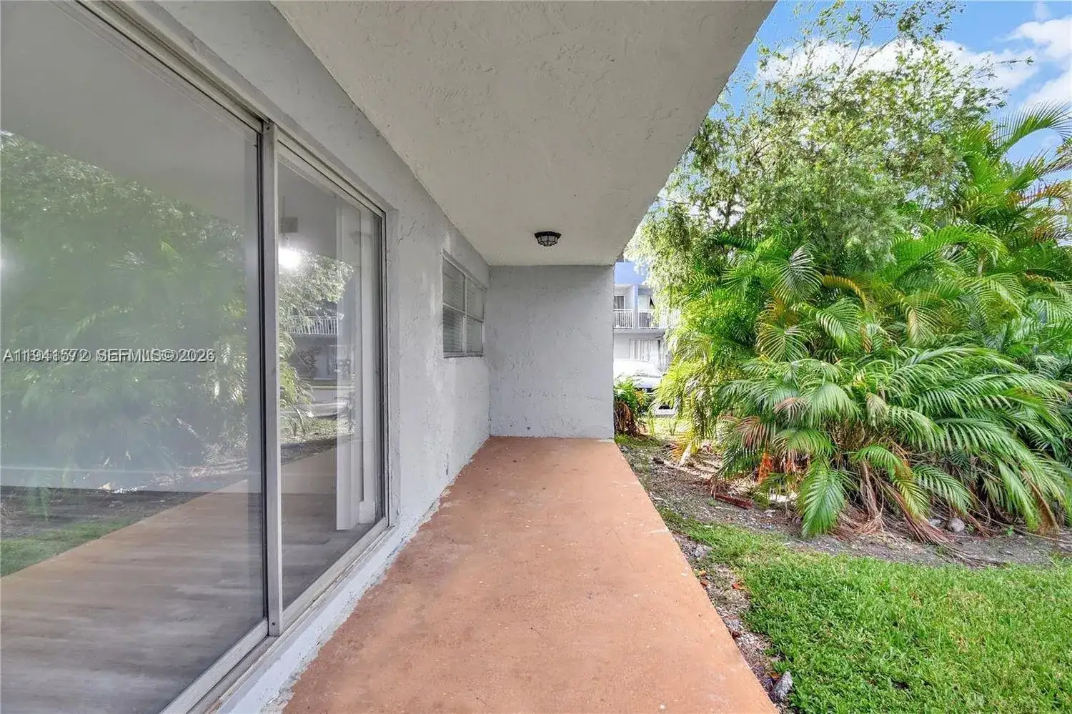 9371 Fontainebleau Blvd # I101, Miami FL 33172 photo 2