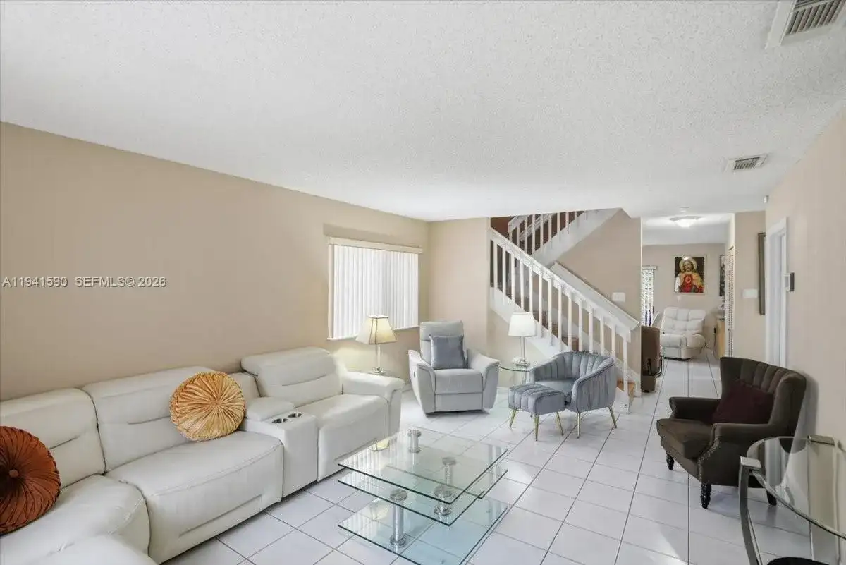 13741 SW 160th Ter, Miami FL 33177 photo 5