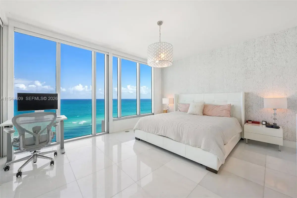 6899 Collins Ave # 1205, Miami Beach FL 33141