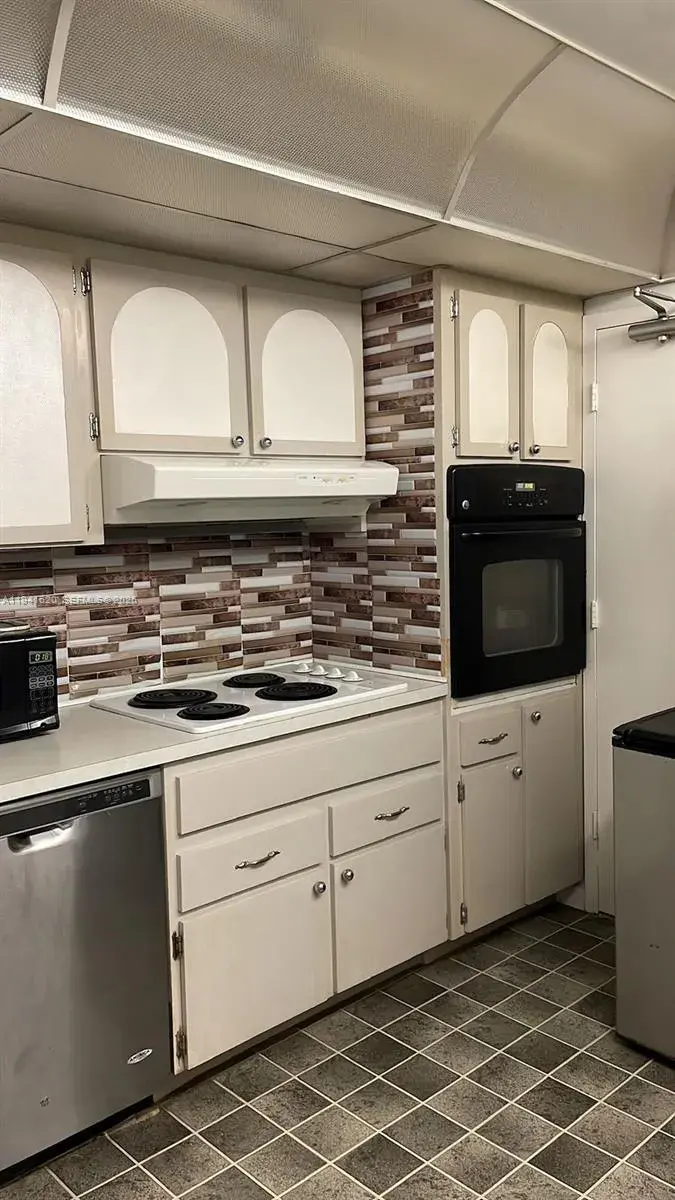 4020 Galt Ocean Dr # 1407, Fort Lauderdale FL 33308