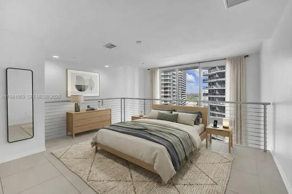 1050 Brickell Ave # 2418, Miami FL 33131 photo 3