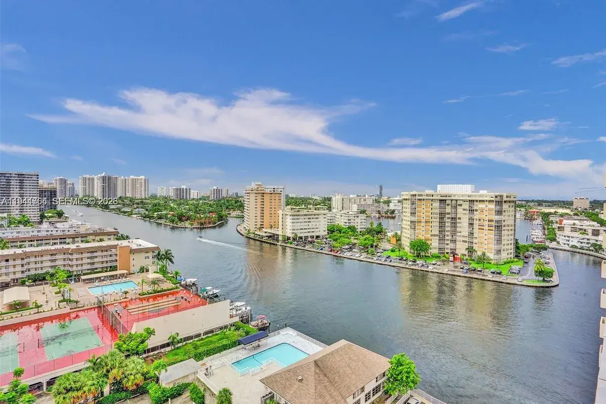 1833 S Ocean Dr # 1506, Hallandale Beach FL 33009