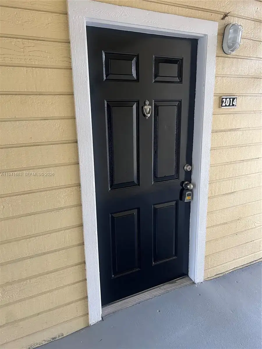 1055 S Hiawassee Rd # 2014, Orlando FL 32835 photo 2