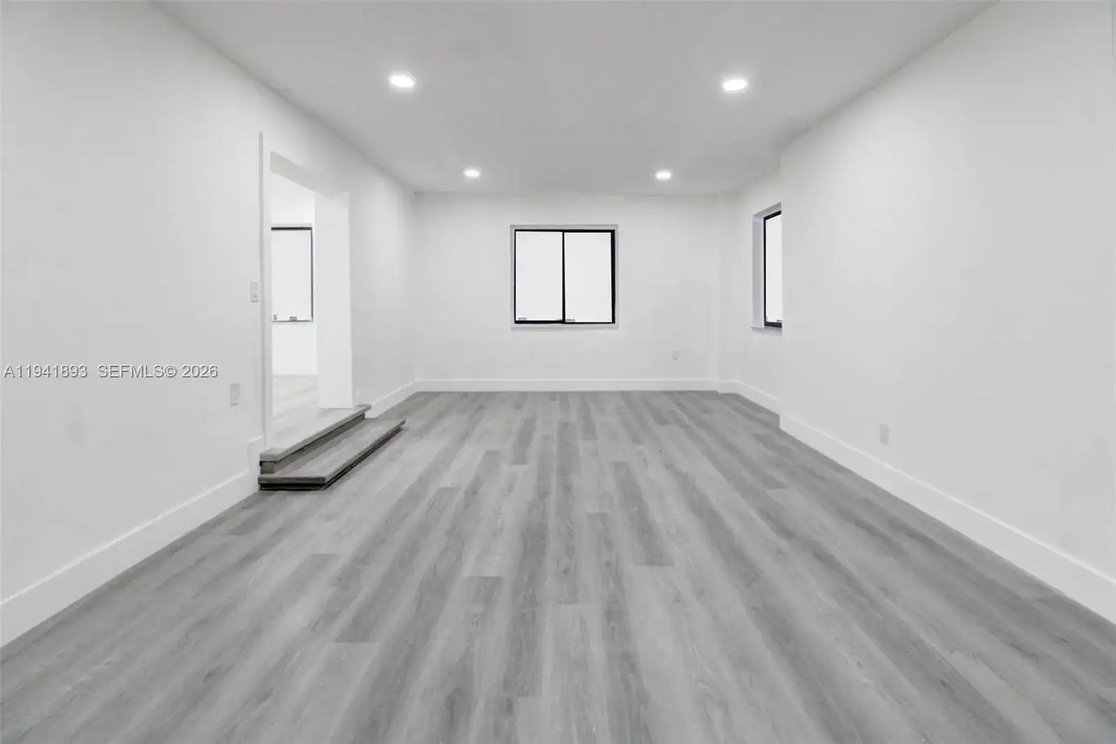 13885 NW 5th Ave, North Miami FL 33168 photo 5