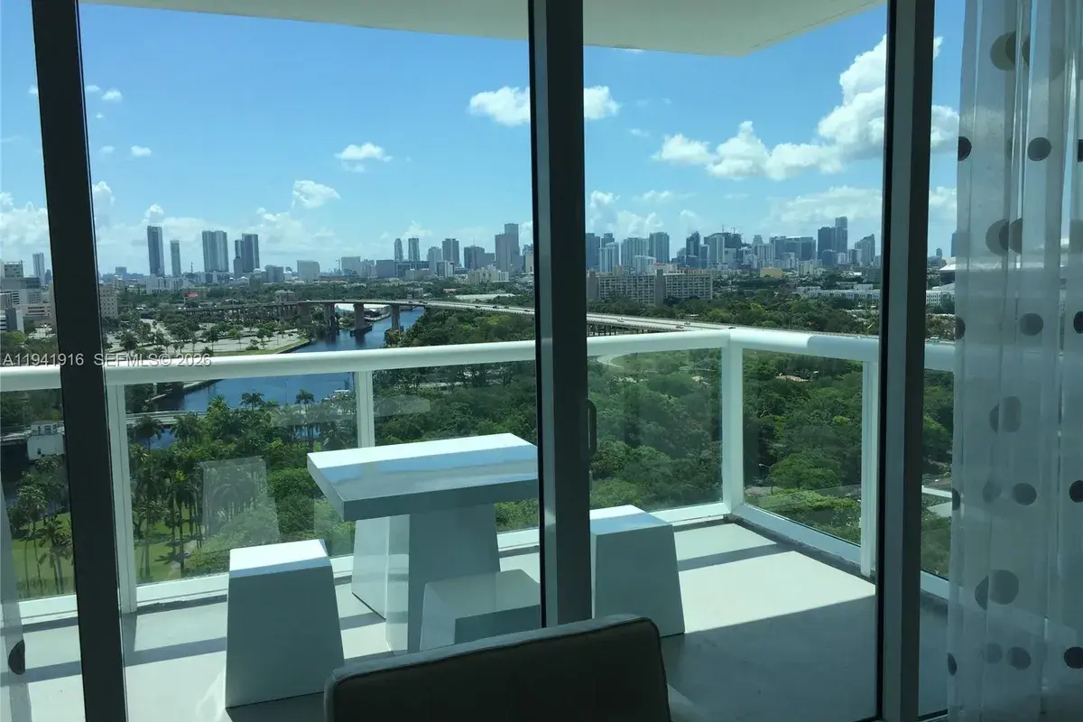 1861 NW South River Dr # 1707R, Miami FL 33125