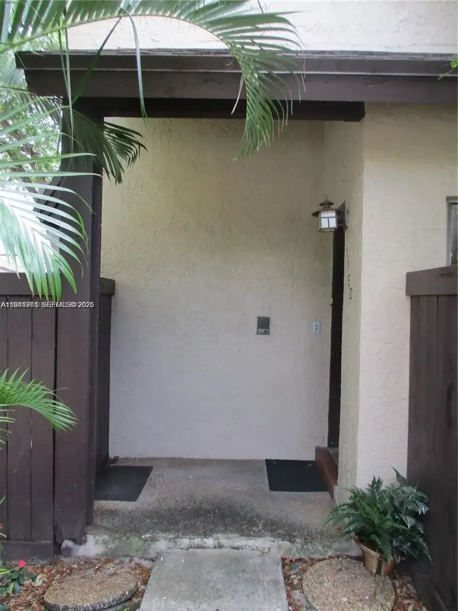 1760 Bayberry Dr # 1760, Pembroke Pines FL 33024 photo 2