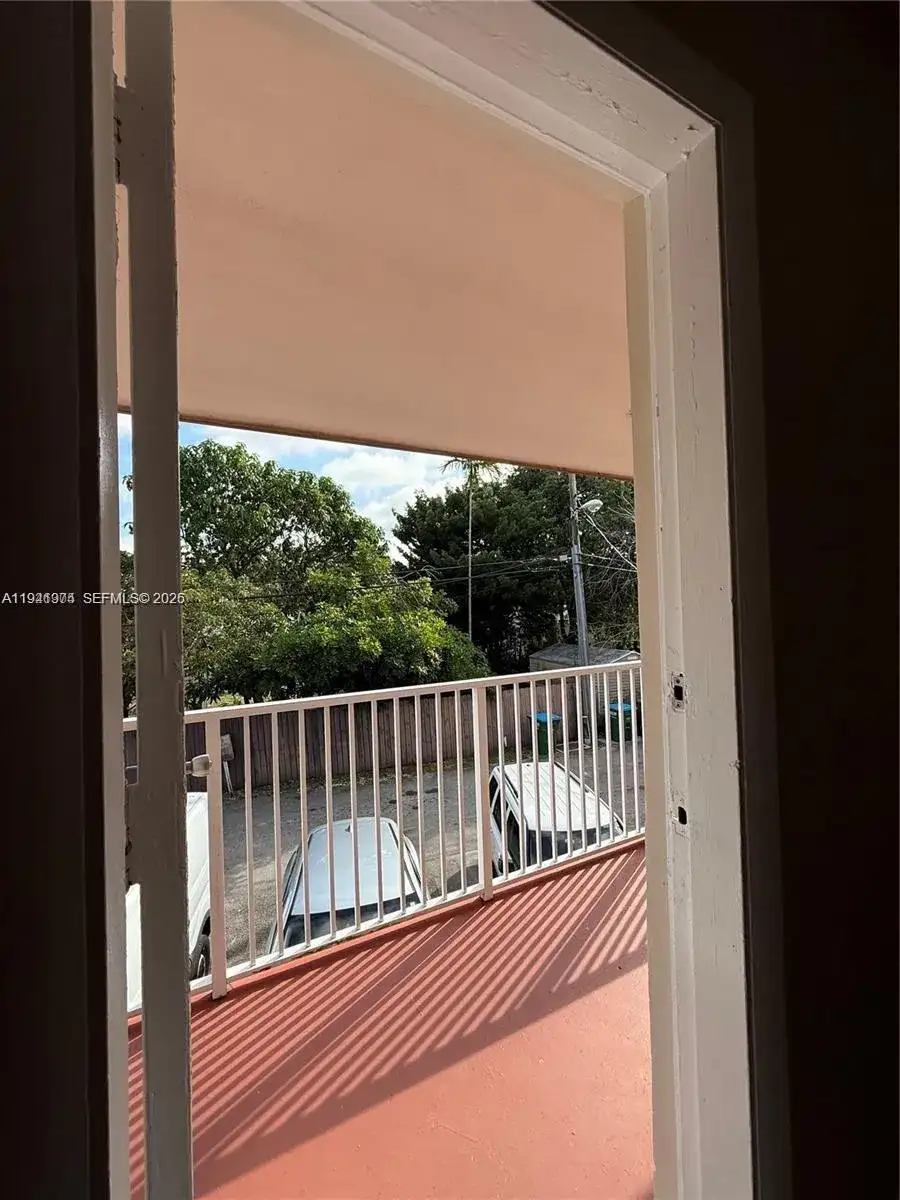2915 Plunkett St # 12A, Hollywood FL 33020 photo 5