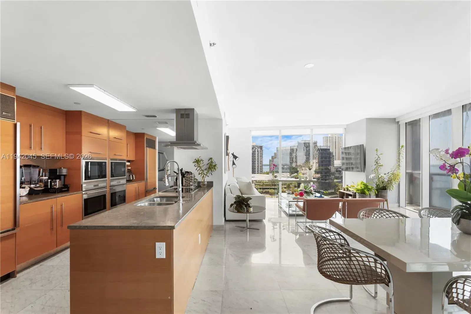 495 Brickell Ave # 1001, Miami FL 33131