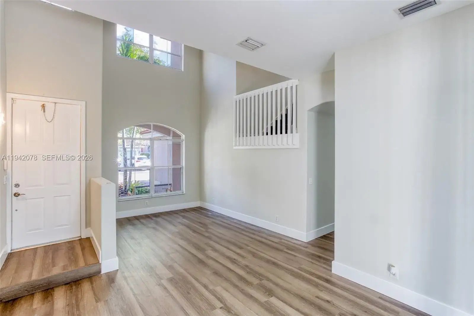 3755 SW 50th St, Hollywood FL 33312 photo 4