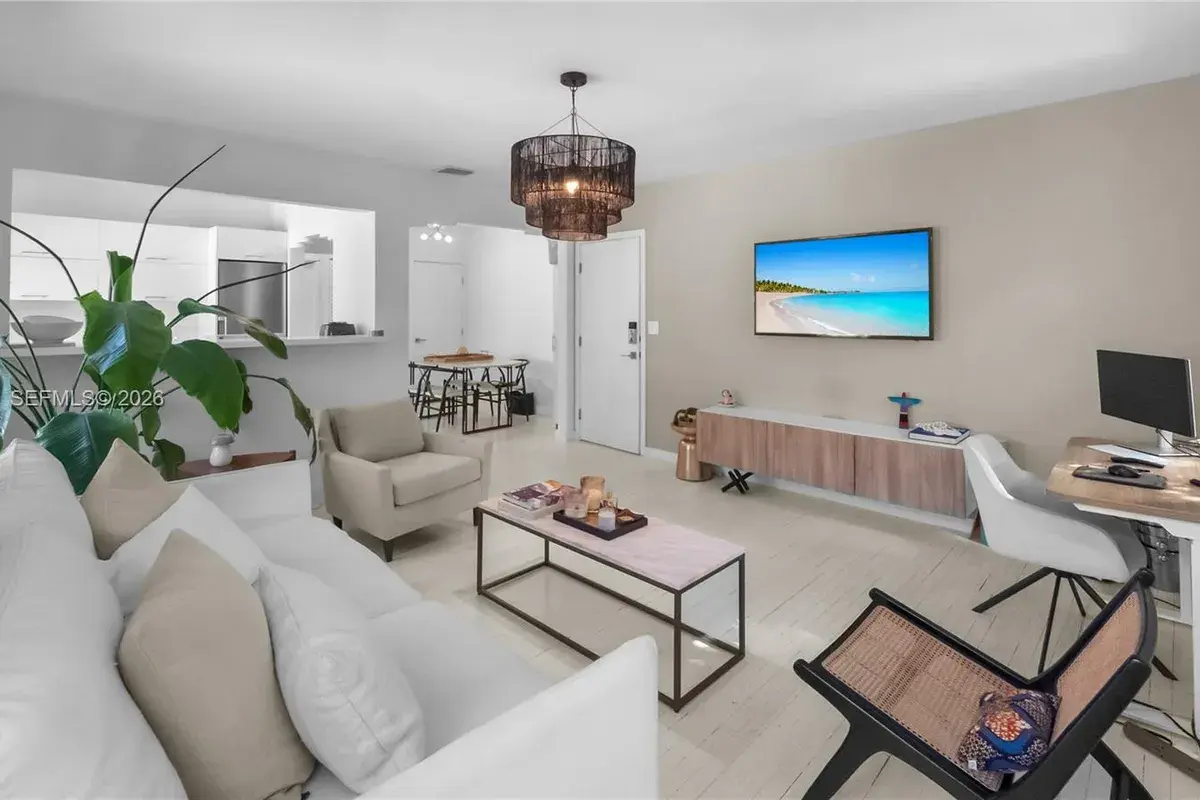 645 Michigan Ave # A, Miami Beach FL 33139