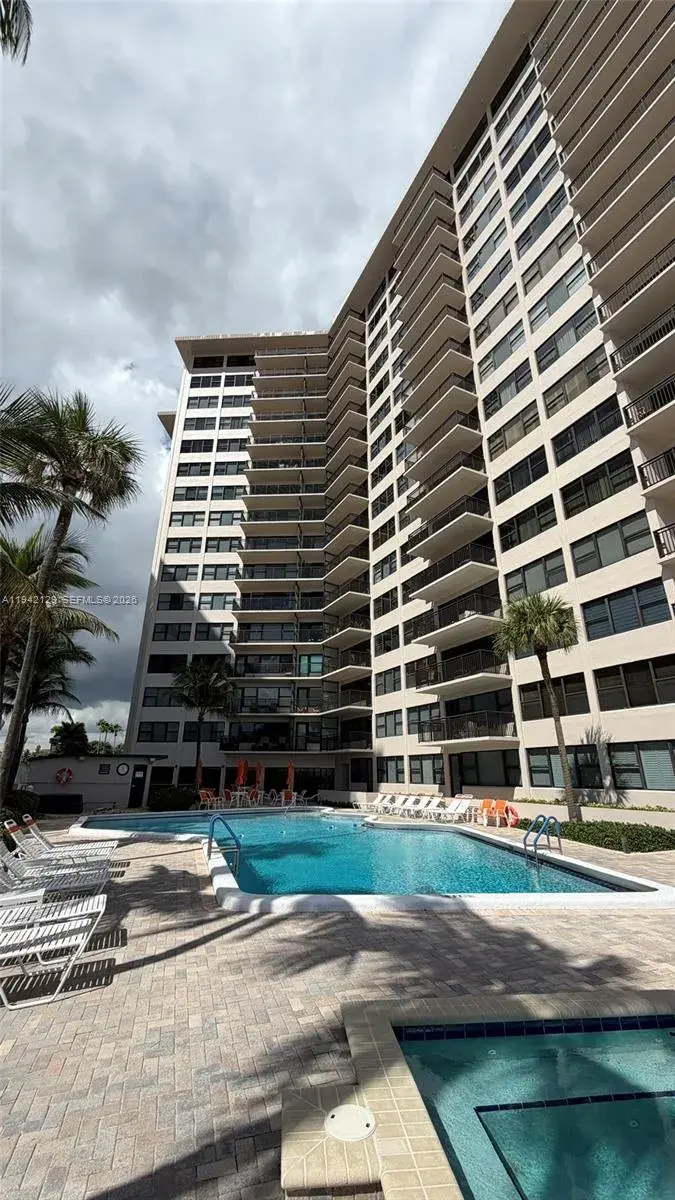 3800 Galt Ocean Dr # 1414, Fort Lauderdale FL 33308