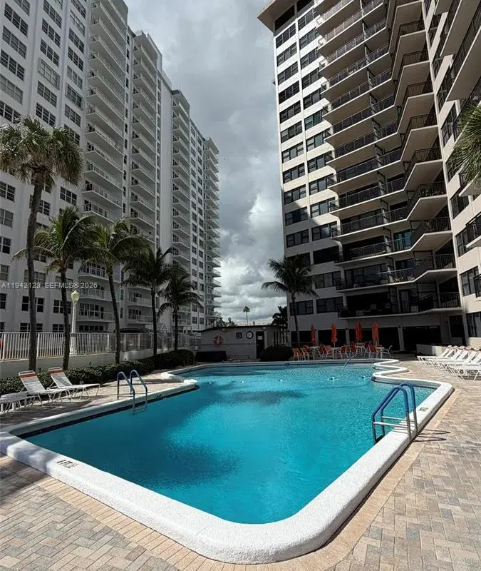 3800 Galt Ocean Dr # 1414, Fort Lauderdale FL 33308