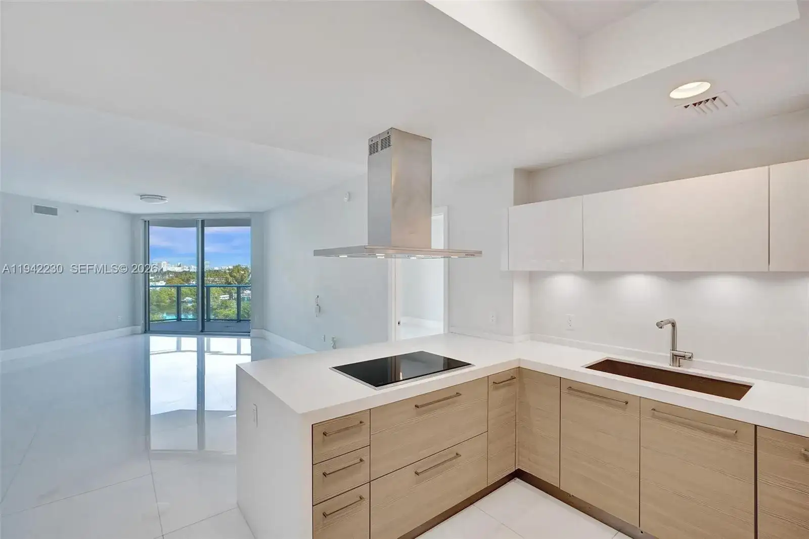 17301 Biscayne Blvd # 708, North Miami Beach FL 33160 photo 5