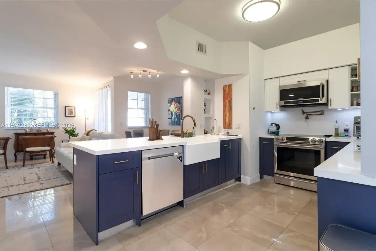 3165 NE 184th St # 6206, Aventura FL 33160