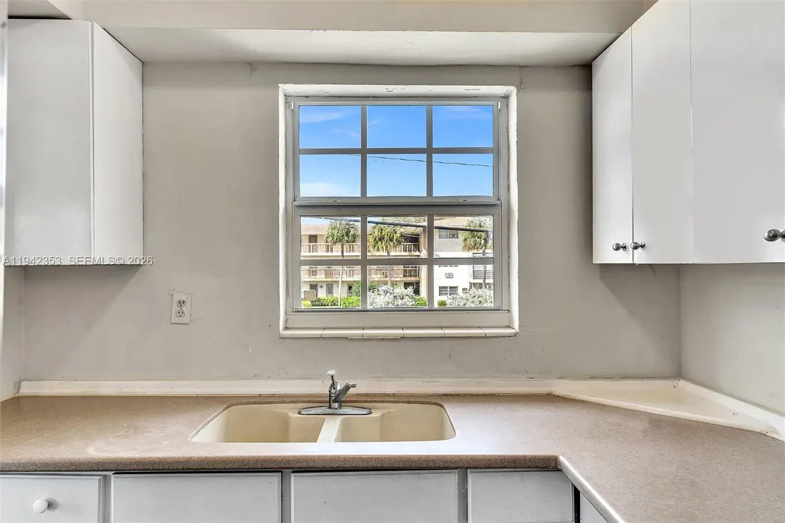 1451 NE 170th St # 201A, North Miami Beach FL 33162