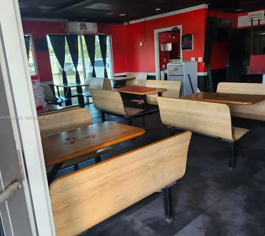 10951 NW 27th Ave, Miami FL 33167