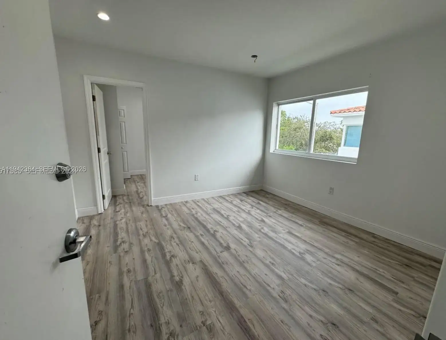 1248 Marseille Dr # 4, Miami Beach FL 33141 photo 3