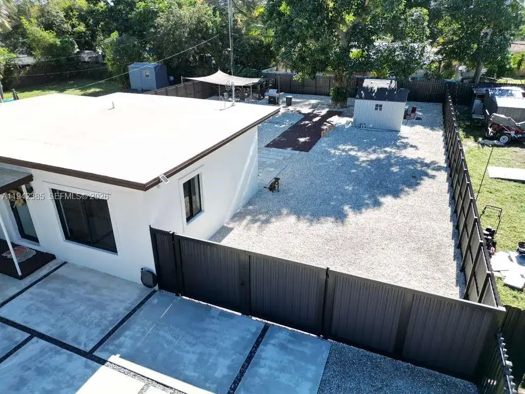 1220 NW 125th St, North Miami FL 33167 photo 5