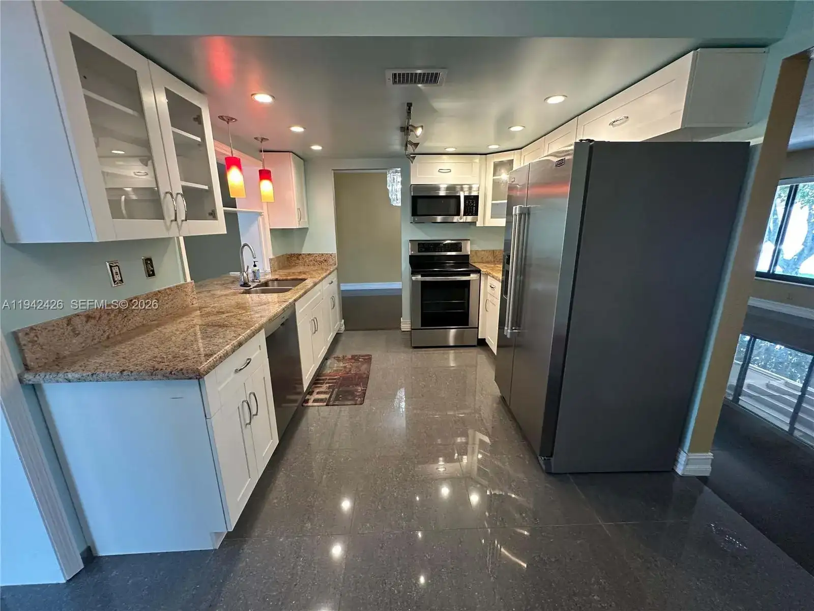 4701 NW 44th St, Tamarac FL 33319 photo 3