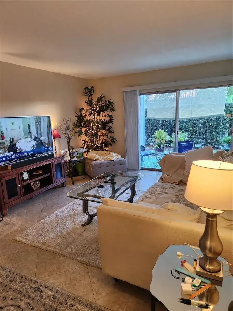 148 Yacht Club Dr # 10, North Palm Beach FL 33408 photo 3