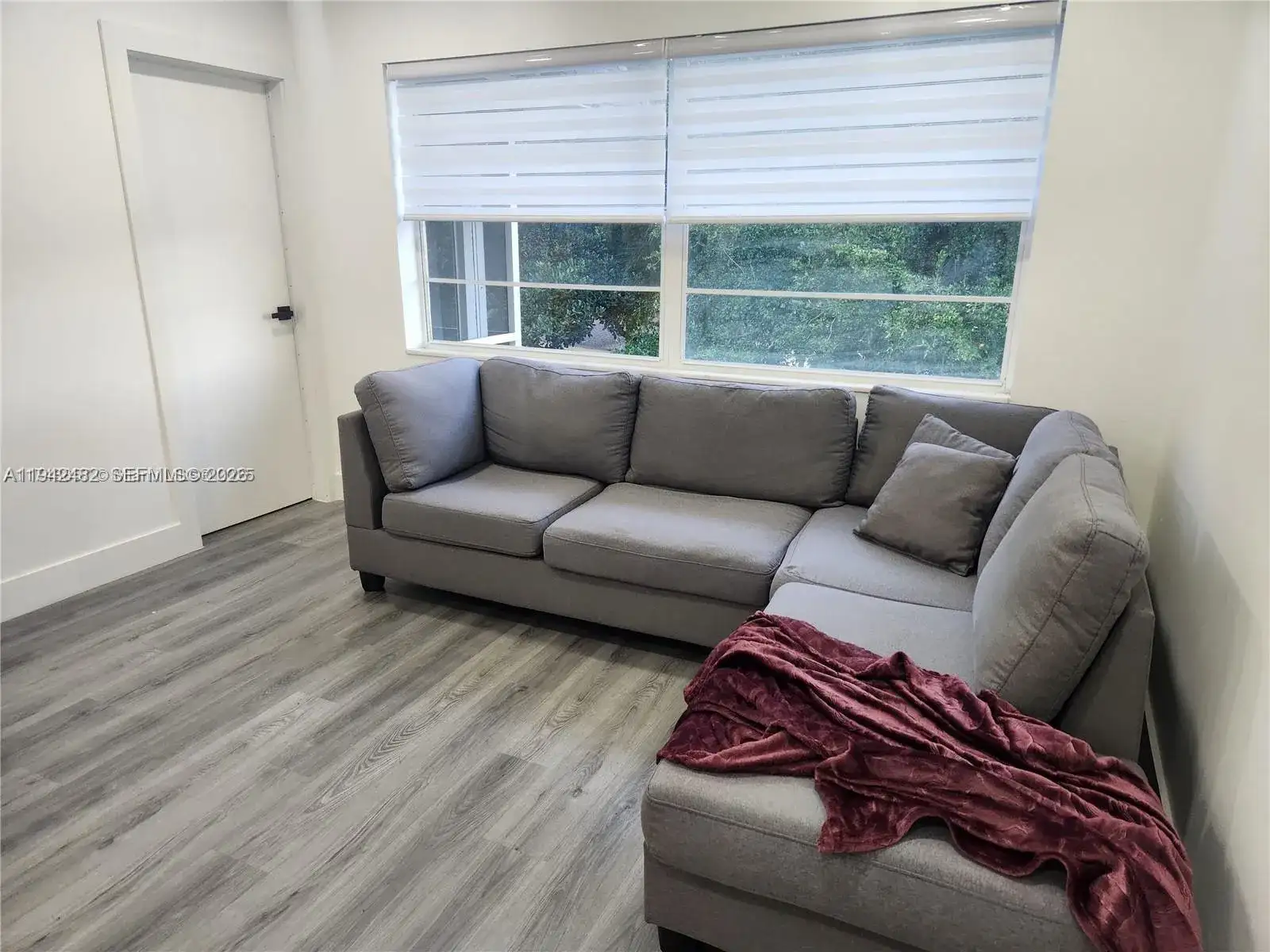 5001 NW 34th St # 305, Lauderdale Lakes FL 33319 photo 3