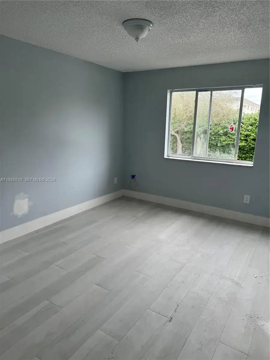 440 S Park Rd # 207, Hollywood FL 33021 photo 2