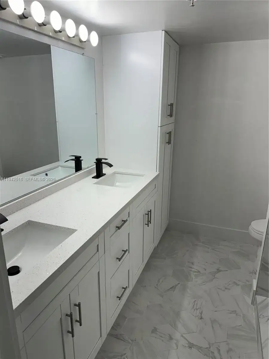440 S Park Rd # 207, Hollywood FL 33021 photo 3