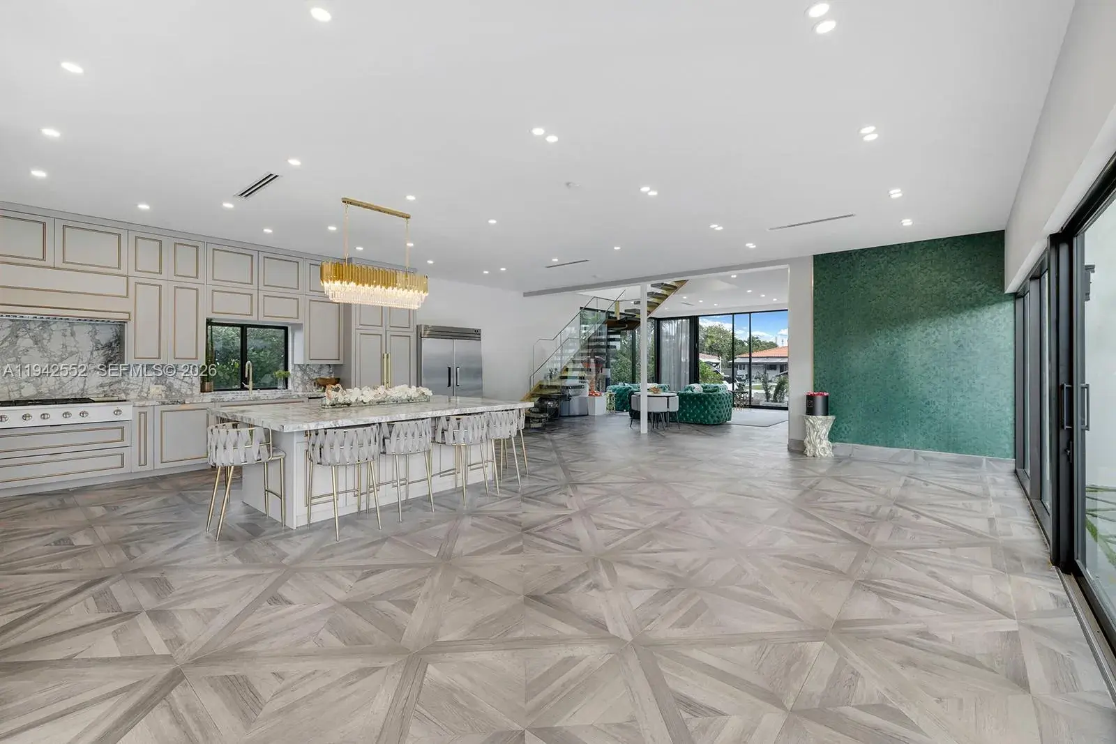 8005 Noremac Ave, Miami Beach FL 33141
