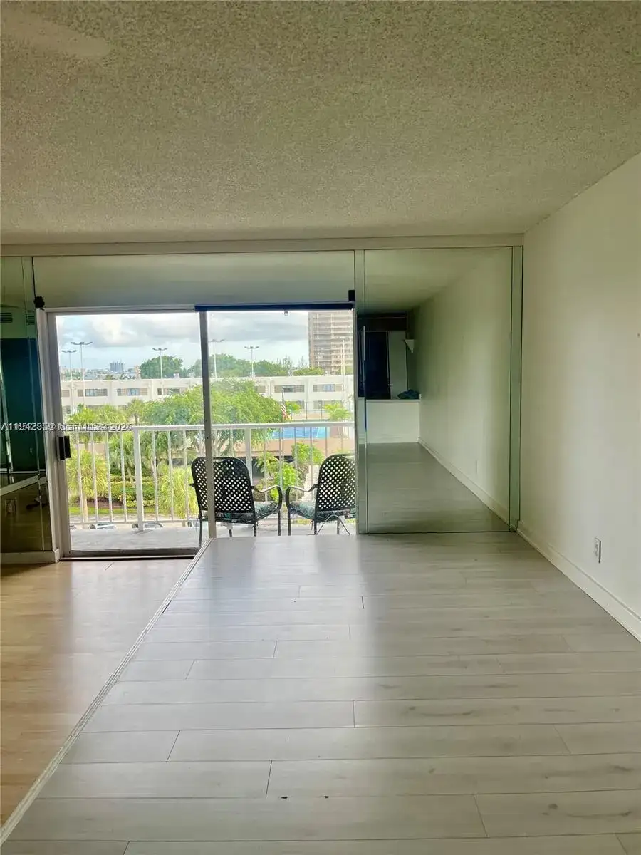 1650 NE 115th St # 507, Miami FL 33181 photo 3