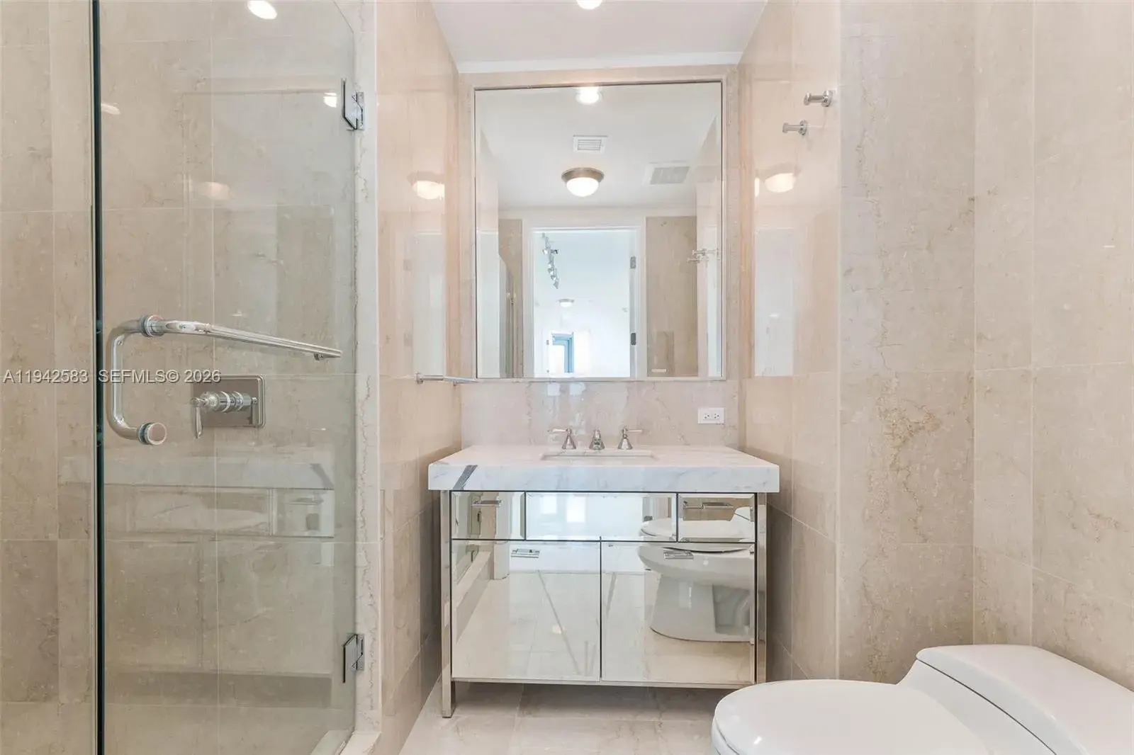 17475 Collins Ave # 2003, Sunny Isles Beach FL 33160