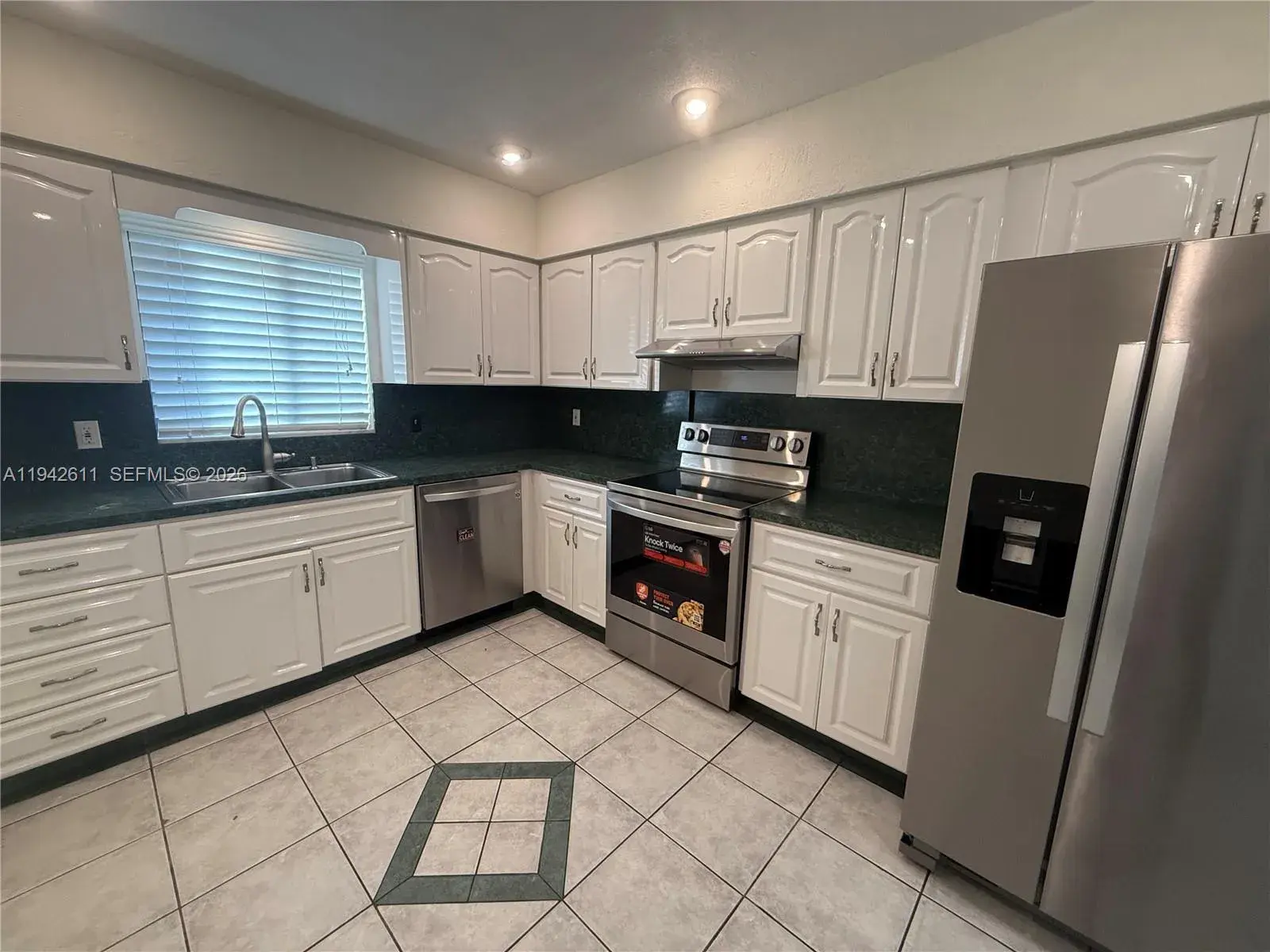1721 NE 48th Ct, Fort Lauderdale FL 33334