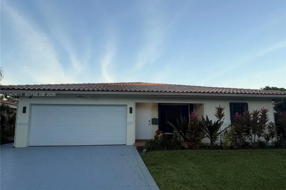 1721 NE 48th Ct, Fort Lauderdale FL 33334