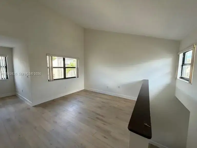 10231 Fontainebleau Blvd # 201, Miami FL 33172 photo 3