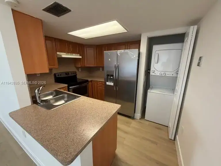 10231 Fontainebleau Blvd # 201, Miami FL 33172 photo 5