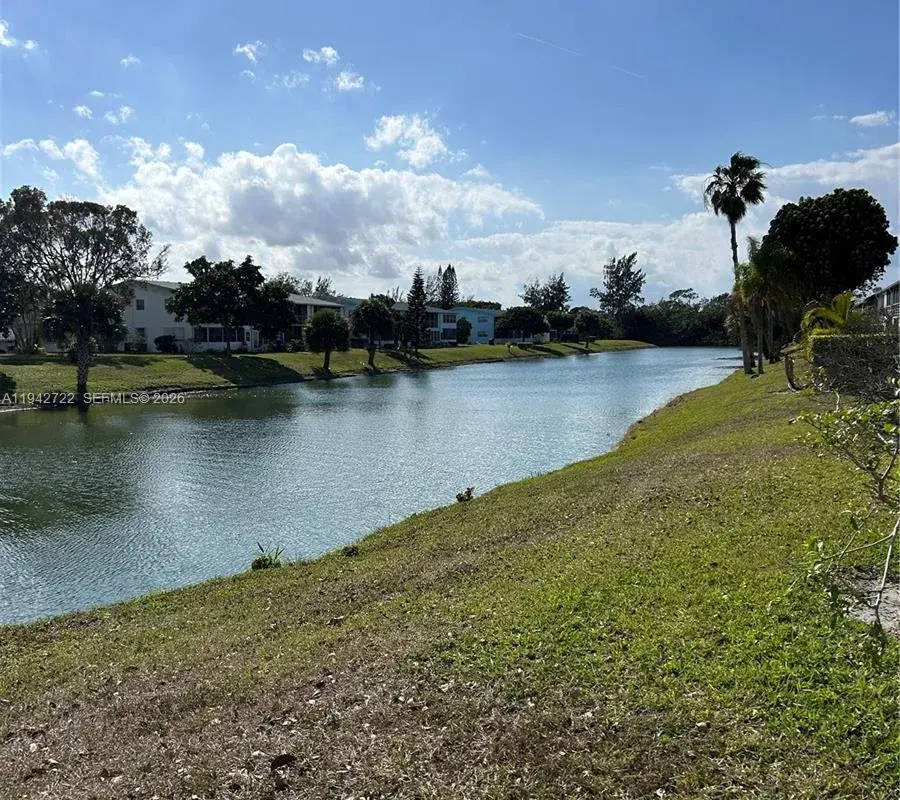 38 Northampton B # 38, West Palm Beach FL 33417
