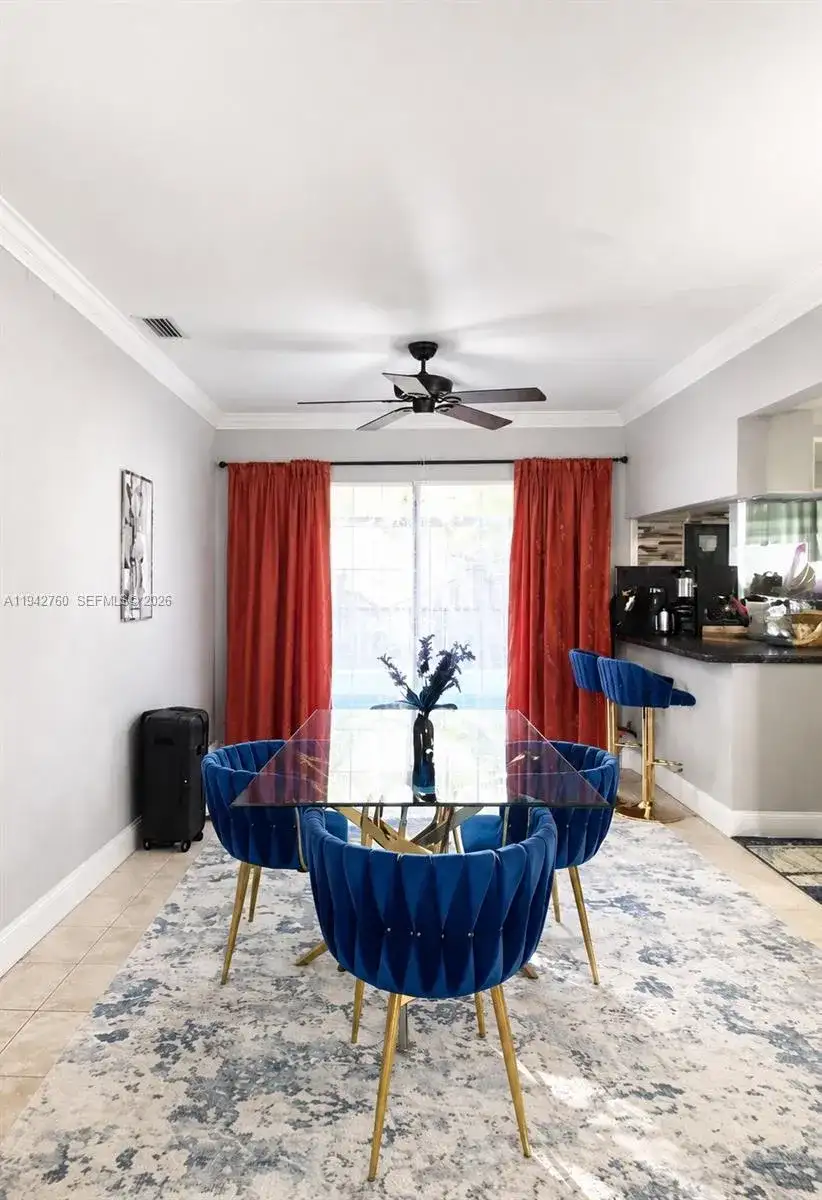 2450 NW 85th Ave, Sunrise FL 33322 photo 4