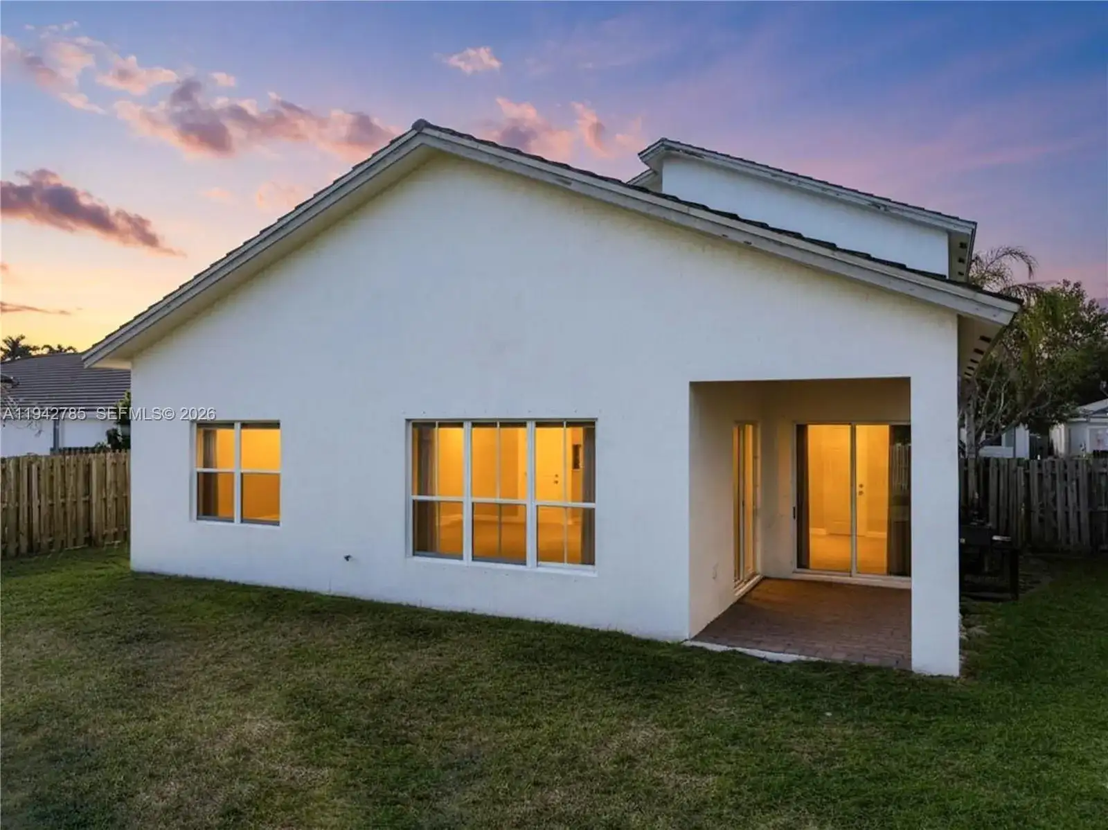 231 NE 33rd Ter, Homestead FL 33033 photo 2