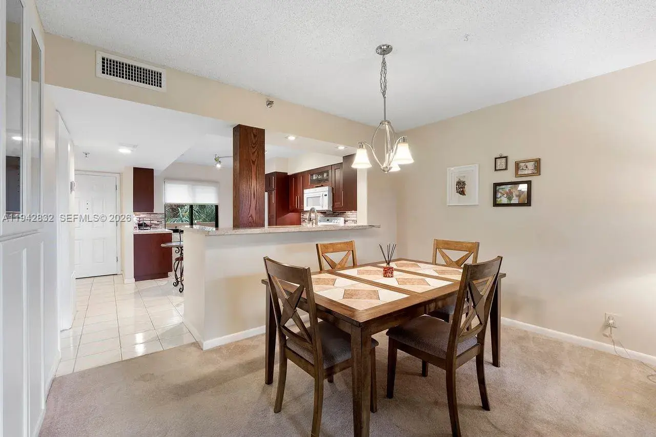 2200 S Cypress Bend Dr # 406, Pompano Beach FL 33069