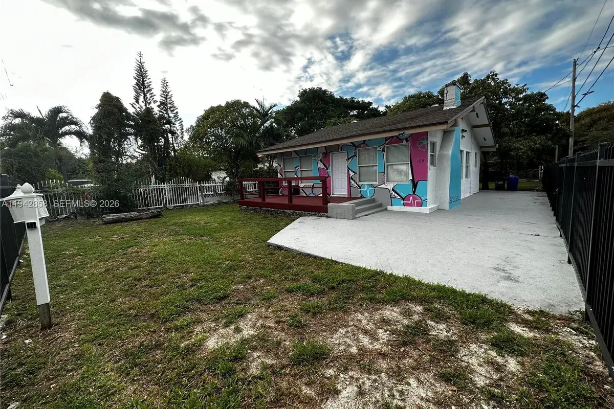 105 NW 31st St, Miami FL 33127