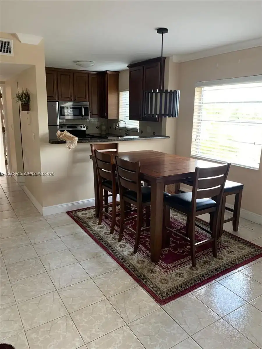 3048 E Sunrise Lakes Dr # 218, Sunrise FL 33322 photo 2