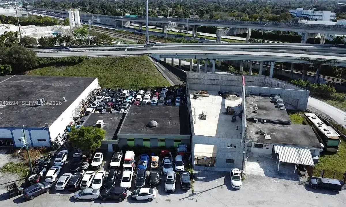 17121 NW 2nd Ct, Miami Gardens FL 33169