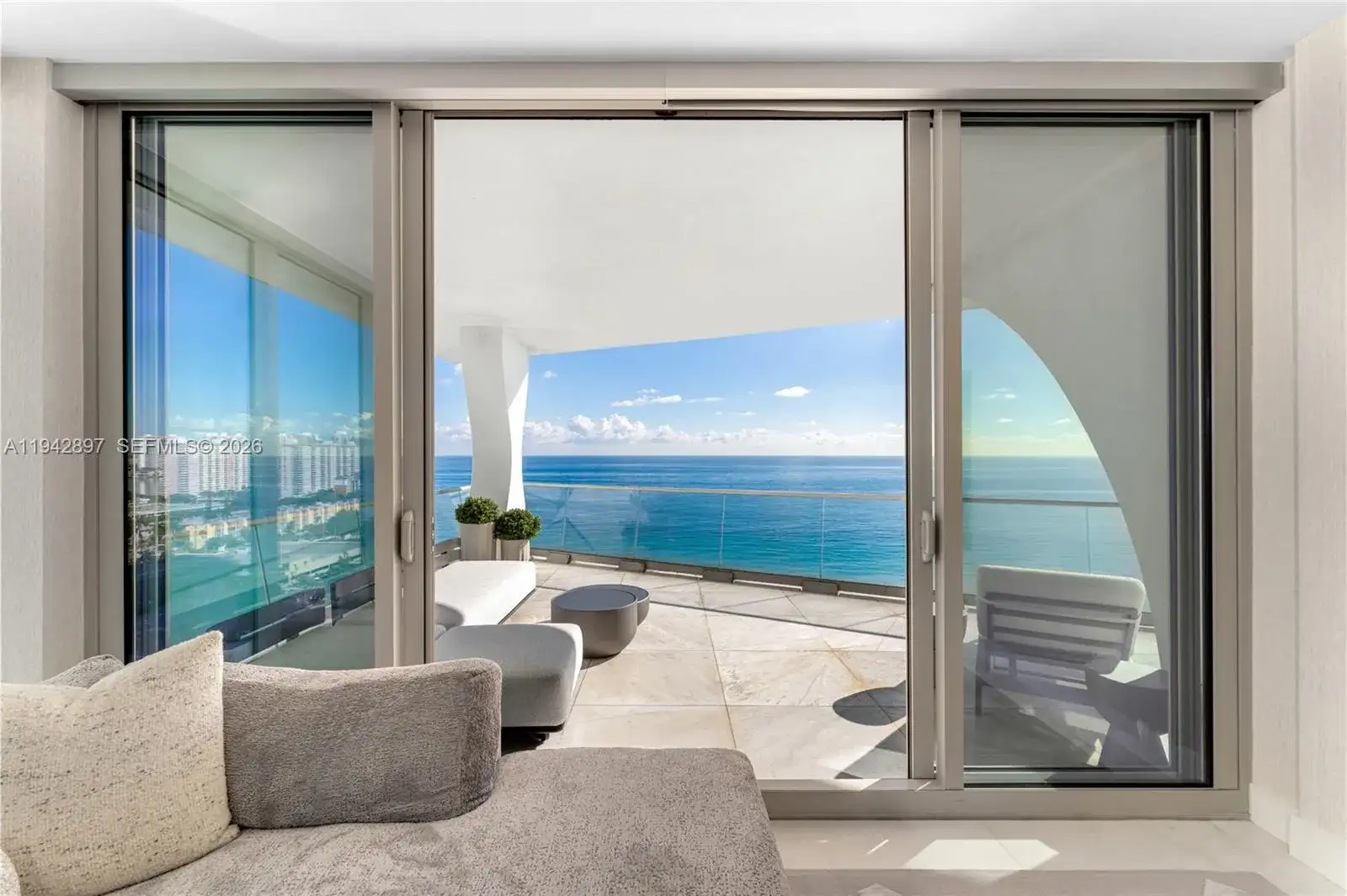 16901 Collins Ave # 1605, Sunny Isles Beach FL 33160 photo 3
