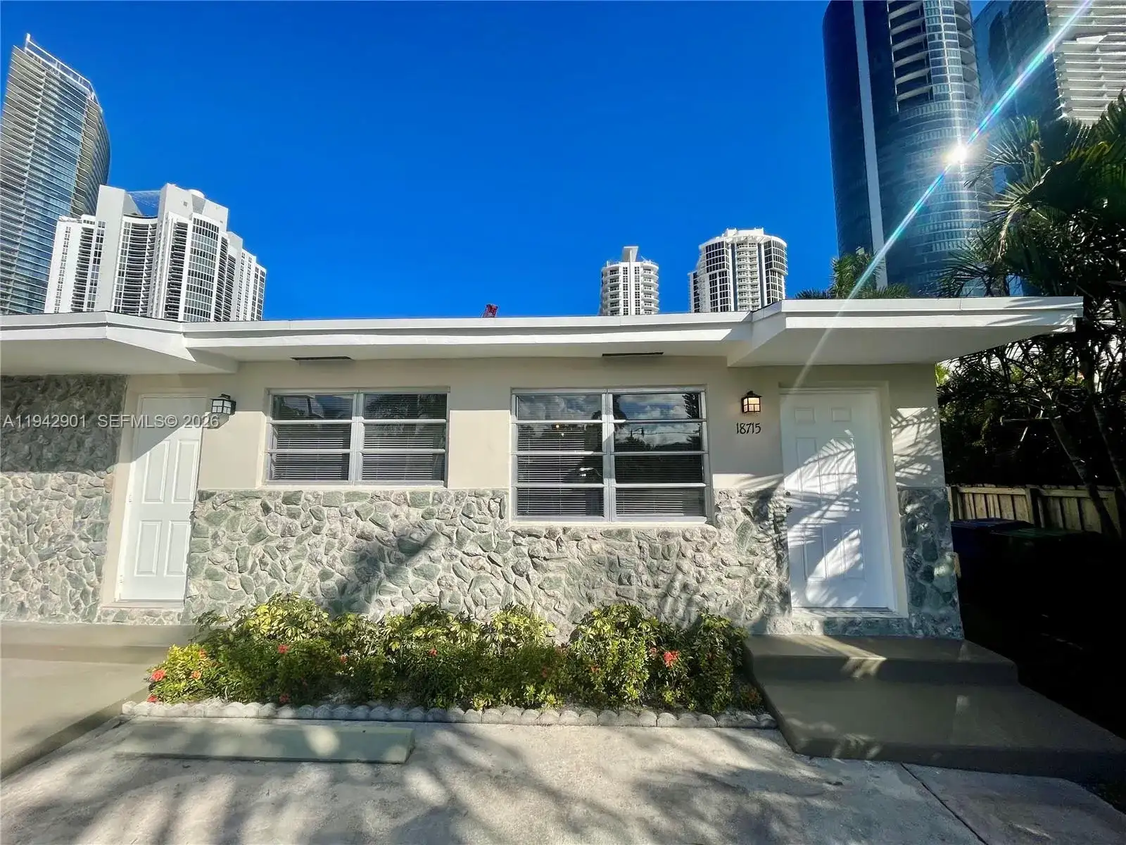 18715 Atlantic Blvd # 18715, Sunny Isles Beach FL 33160 photo 2
