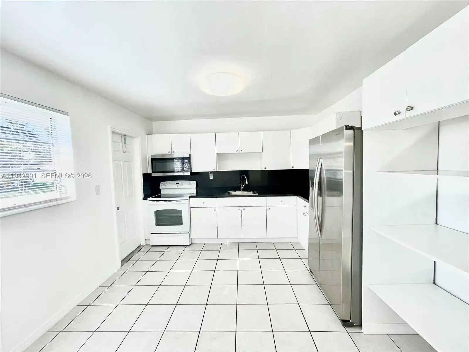 18715 Atlantic Blvd # 18715, Sunny Isles Beach FL 33160 photo 4