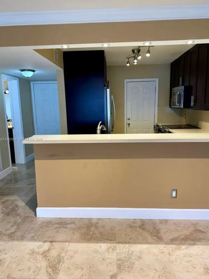 1400 NE 191st St # 310, Miami FL 33179 photo 5
