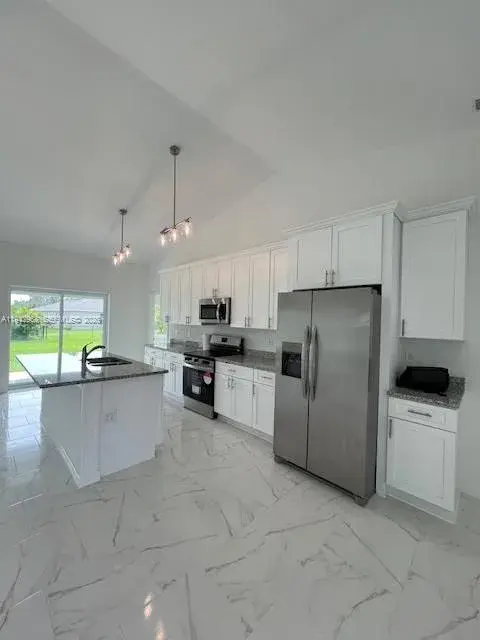 475 Sunset Rd, Punta Gorda FL 33947